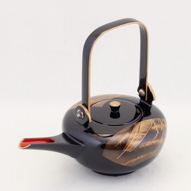 122  輪島塗／屠蘇器／胴張形／扇面曳舟蒔絵