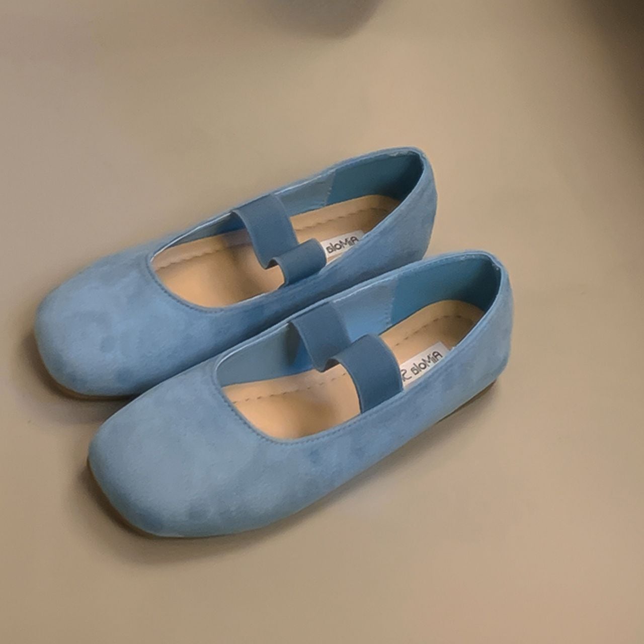 ラウンドトゥ ストラップ 軽量バレエシューズ Ln00100