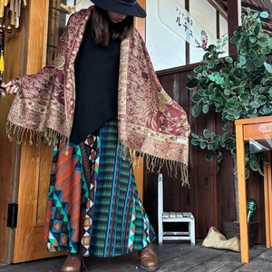 孔雀柄キラキラパシュミナストール