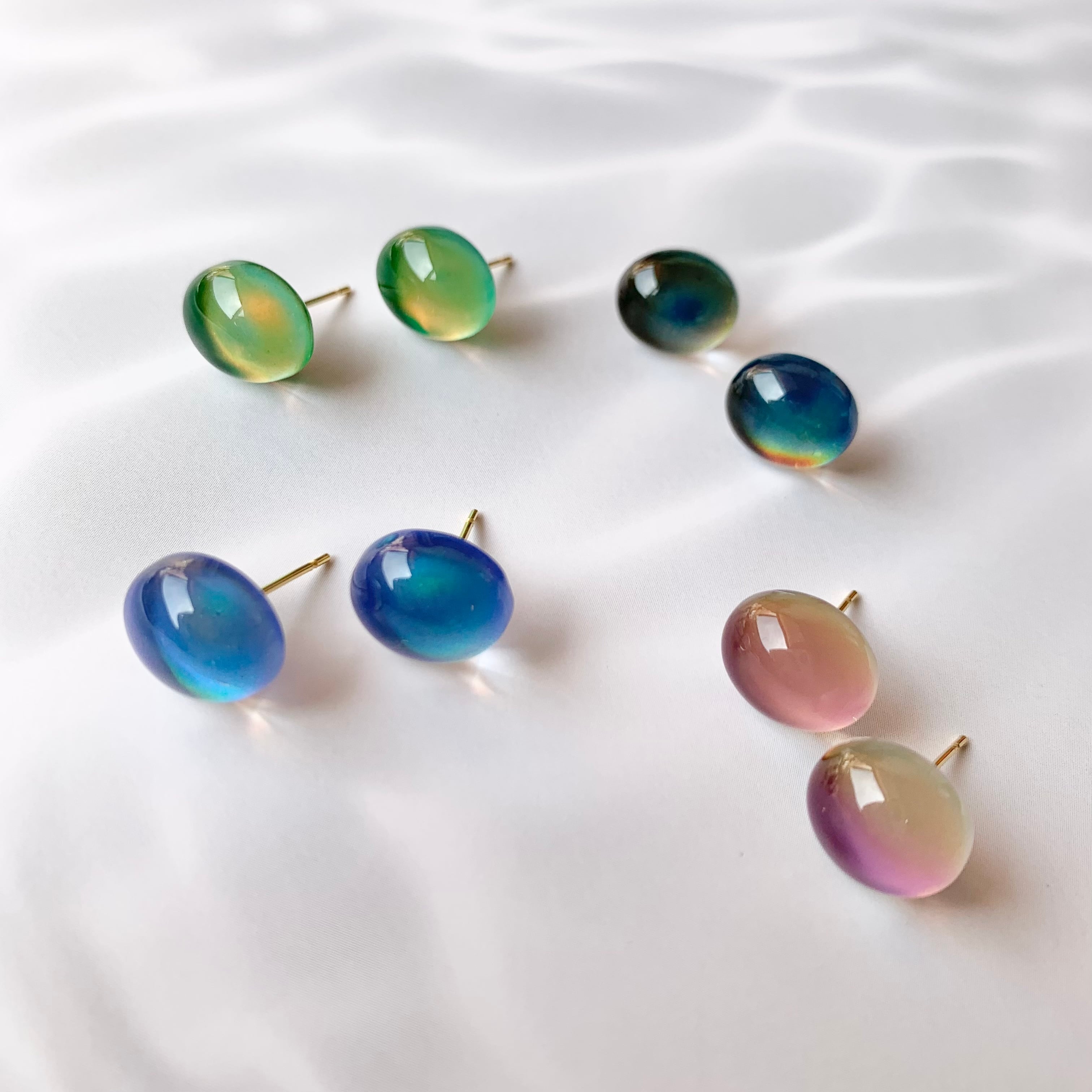 パープル系　カボション　ピアス　ハンドメイド　イヤリング変更可 パープル系カボションピアスハンドメイドイヤリング変更可