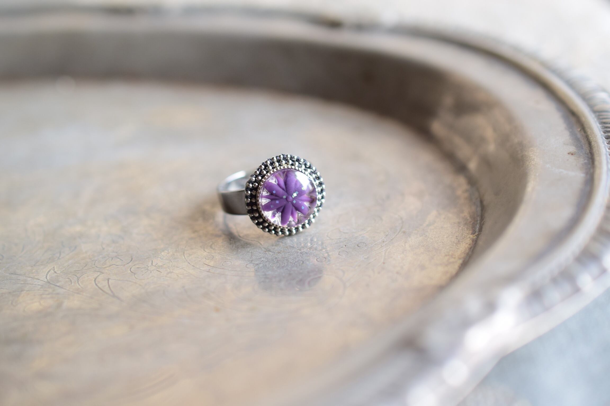 SOLD！アンティーク絵画の額縁ring | Oki