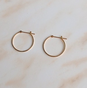 18K Classic hoop pierce / 20