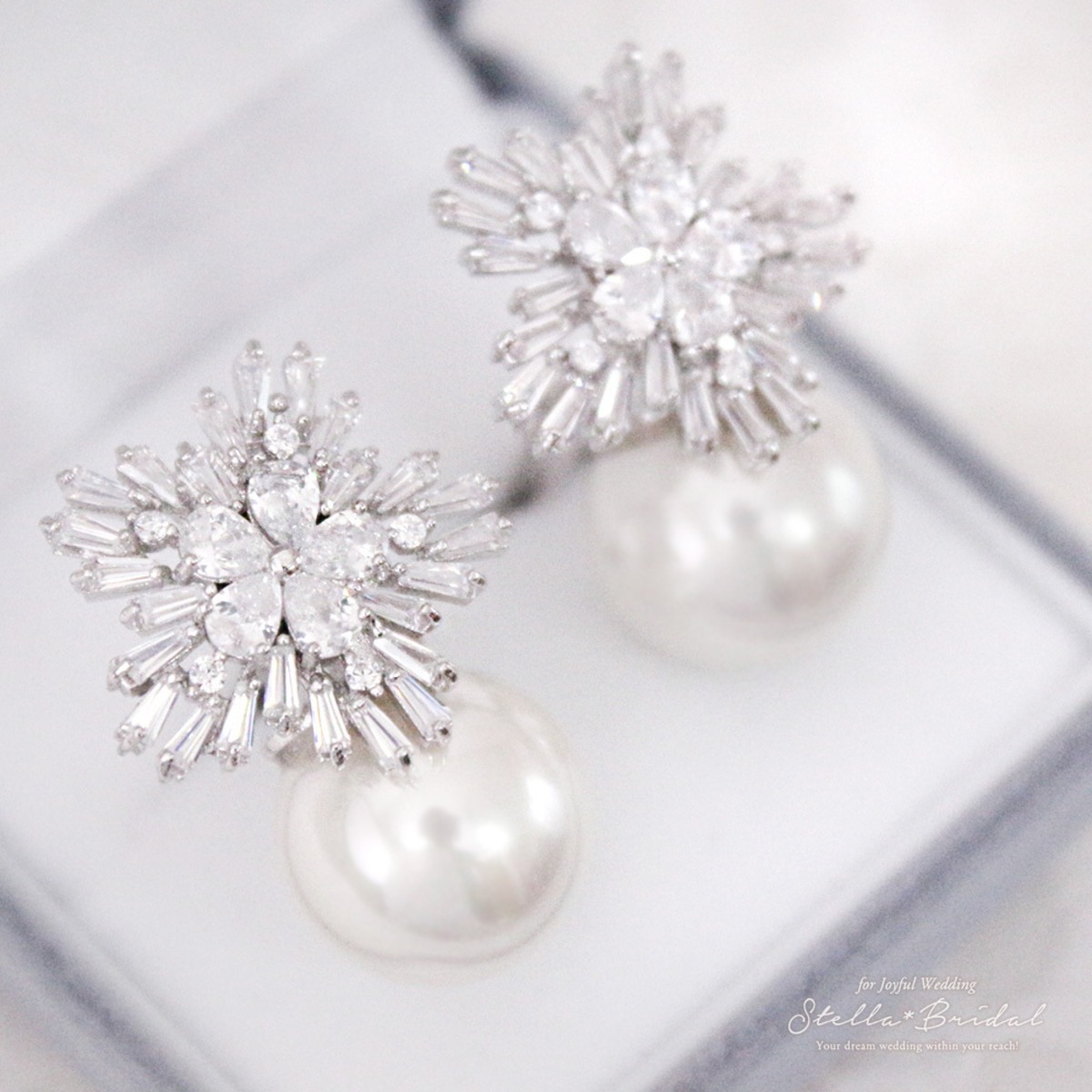 OUTLET】キュービックジルコニア ブライダルイヤリングorピアス スノー 