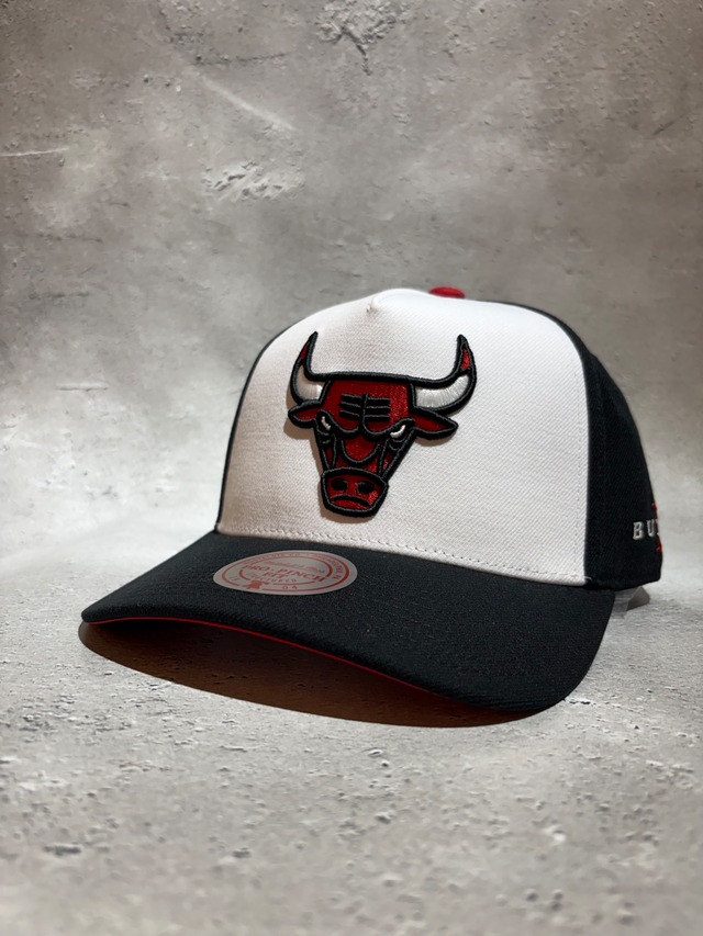Mitchell＆Ness/ミッチェルアンドネス NBA シカゴ・ブルズ キャップ ホワイト