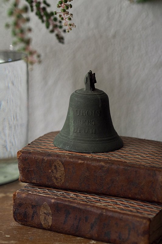 青銅のベル-antique bells | アンティーク.ヴィンテージ家具雑貨
