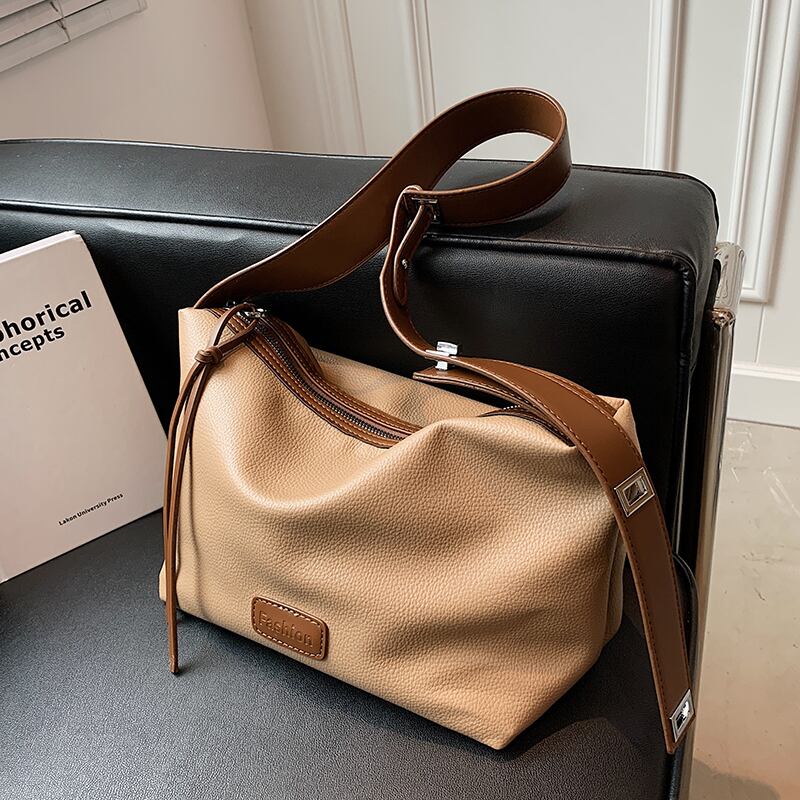 スタンダードオータムカジュアル レトロ 秋物 スクウェア メッセンジャーバッグ 手作りハンドバック27262067290