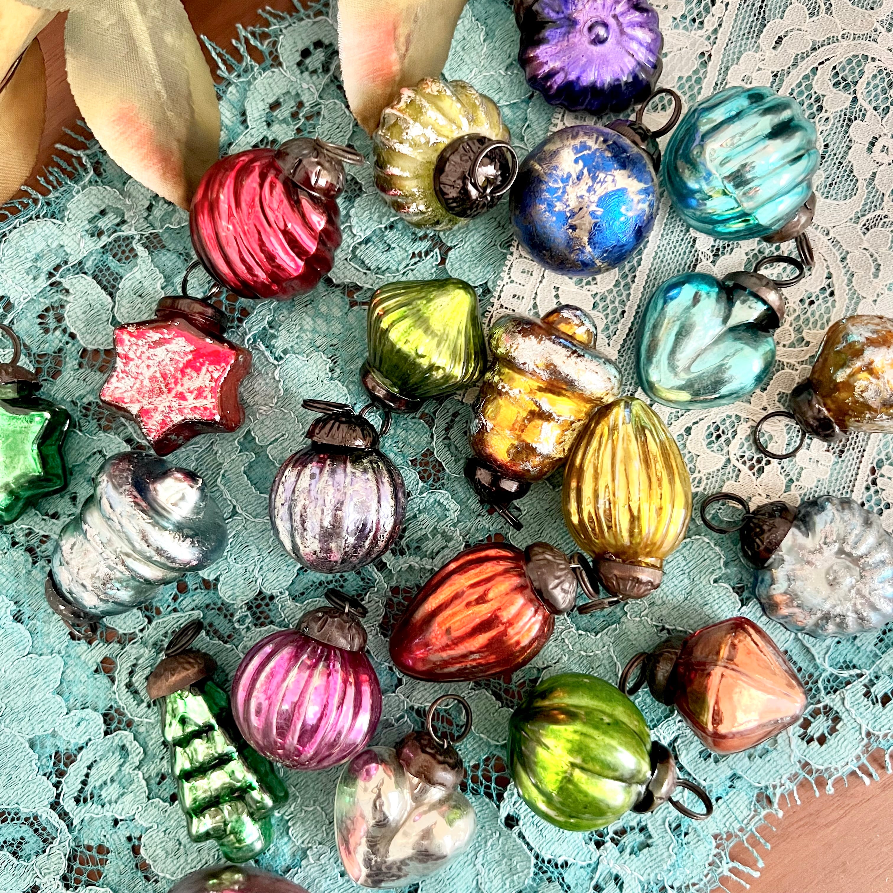 ハンドメイド クリスマス ガラスオーナメント（アソート3個セット