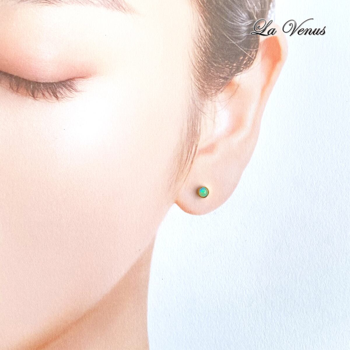 ✴︎ベゼル✴︎ エチオピア産 天然オパール 宝石質AAA 3mm ピアス 316