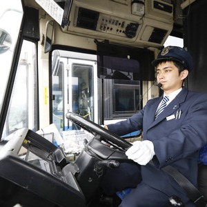 バス運転士の仕事［九州産交バス株式会社］