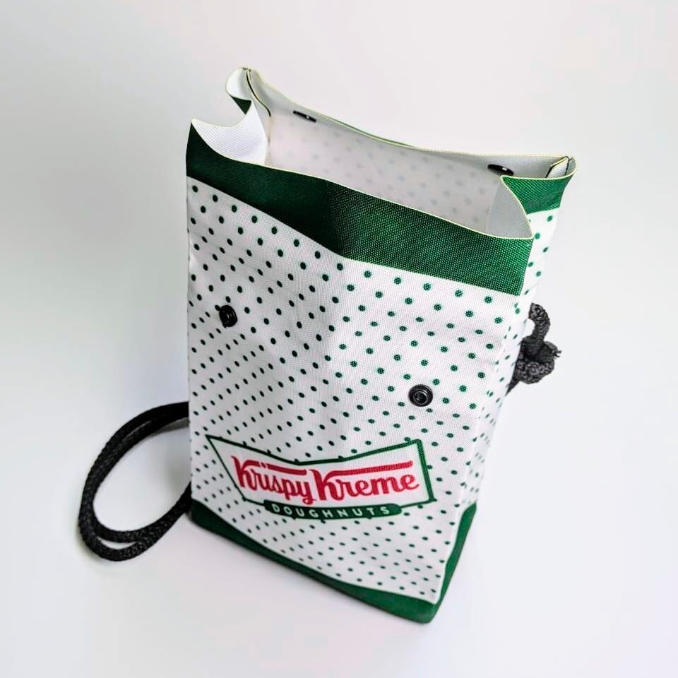 ♧【クリスピークリームドーナツ（Krispy Kreme Doughnuts）】ロープショルダーバッグ 紙袋風 / Food Bag 〚アメリカン雑貨 アメトイ〛