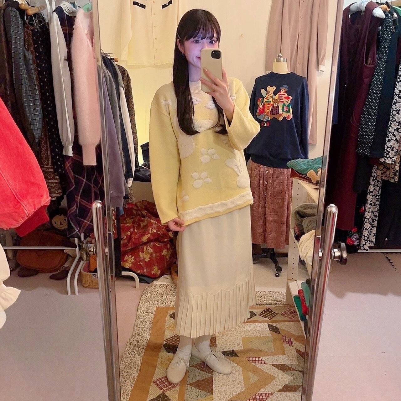 rabbit pale yellow knit sweater