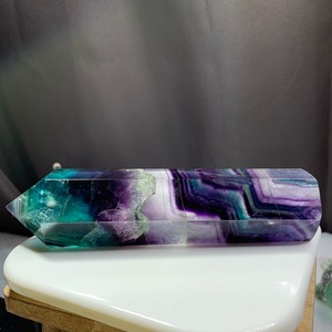 N.p139 美しいグラデーションフローライトポイント