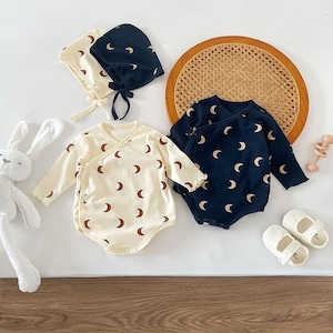 【BABY&KID】秋新作帽子付き月柄ロンパース