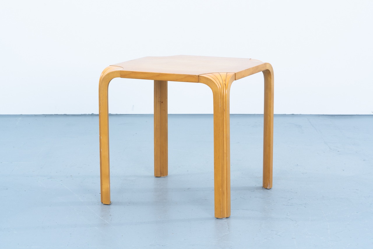 Alvar Aalto | X601 Stool