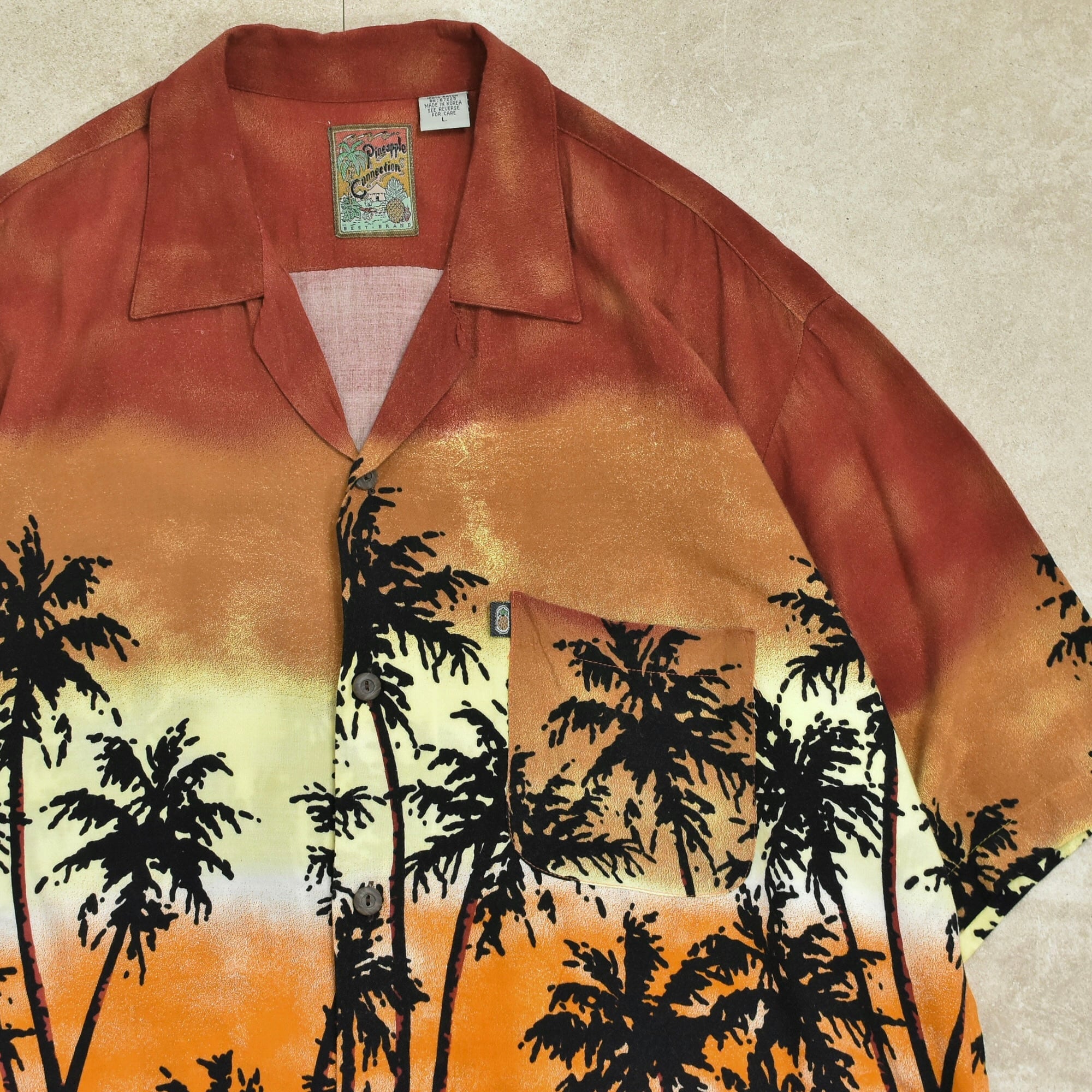 90s Pineapple Connection horizontal pattern rayon aloha shirt