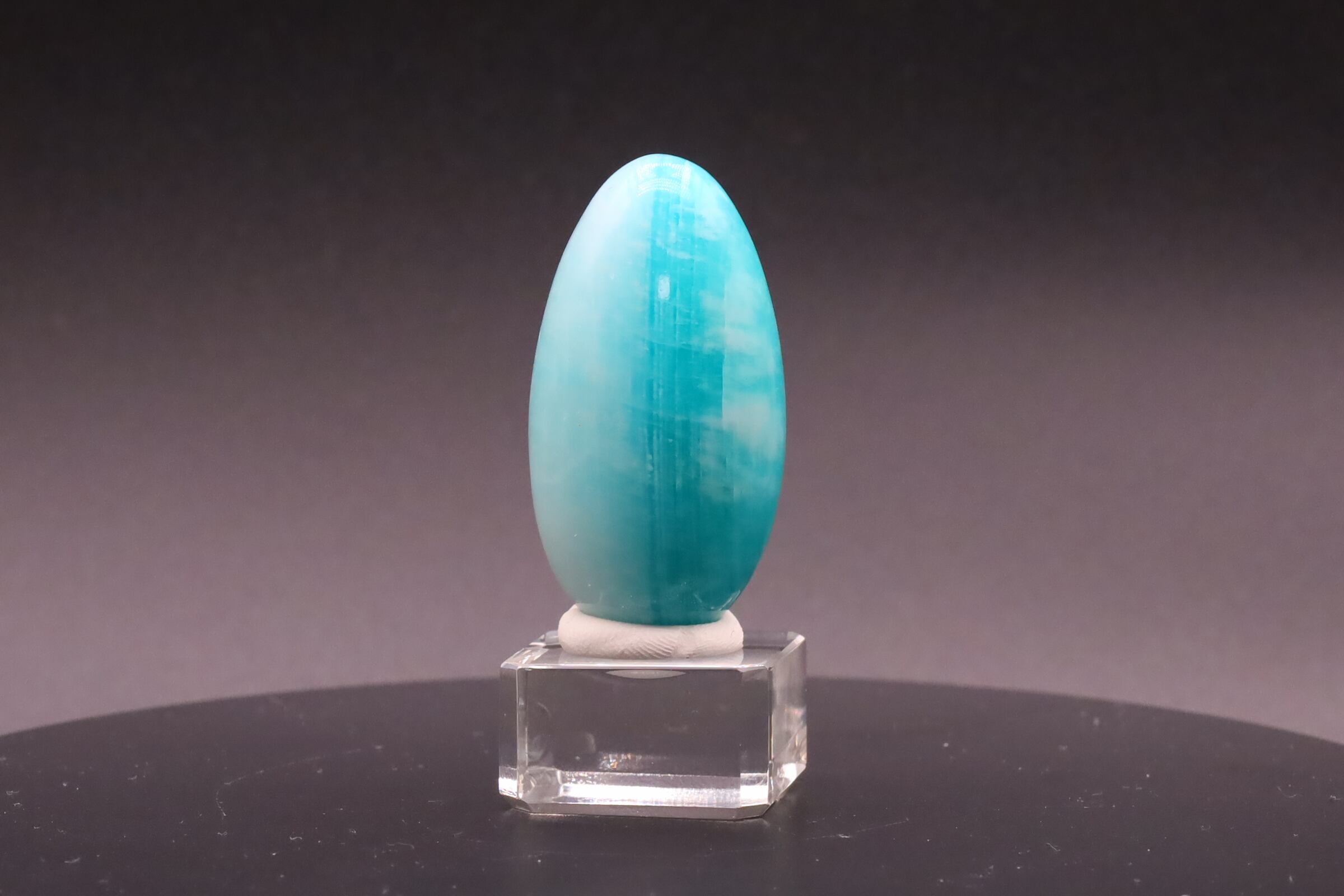 糸魚川翡翠原石未研磨海石(ひすい ヒスイ Jadeite)商品コード