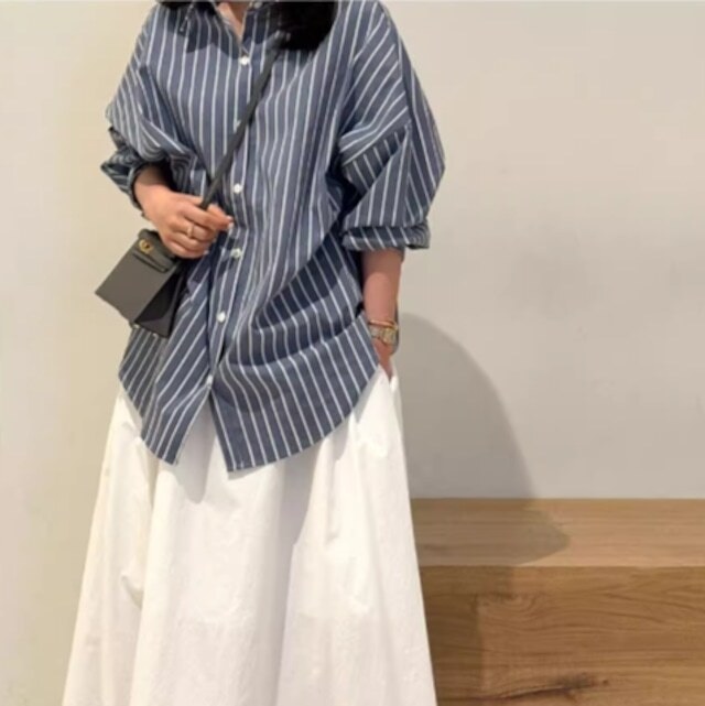 striped shirt & white skirt　502340