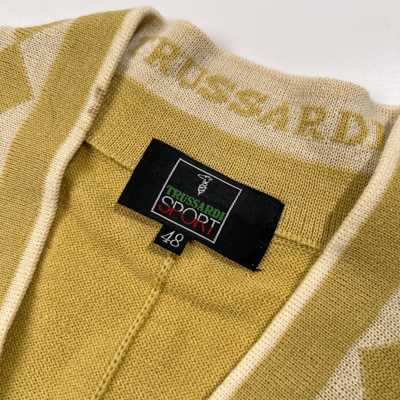 TRUSSARDI トラサルディ Vネック ウールニットセーター サイズ 48 /メンズ/大沢商会/ビンテージ/イエローベージュ系
