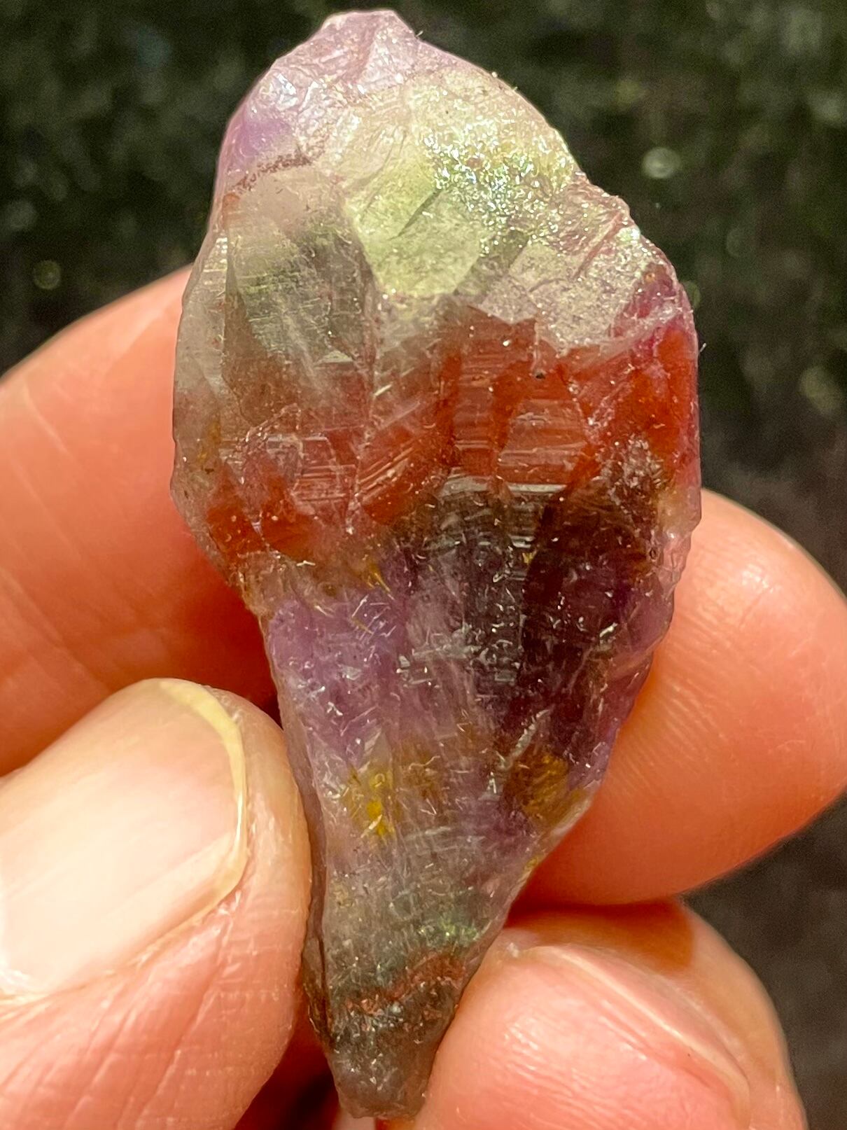 15) 「スーパー・レインボー・アメジスト」原石(ハイクオリティ)