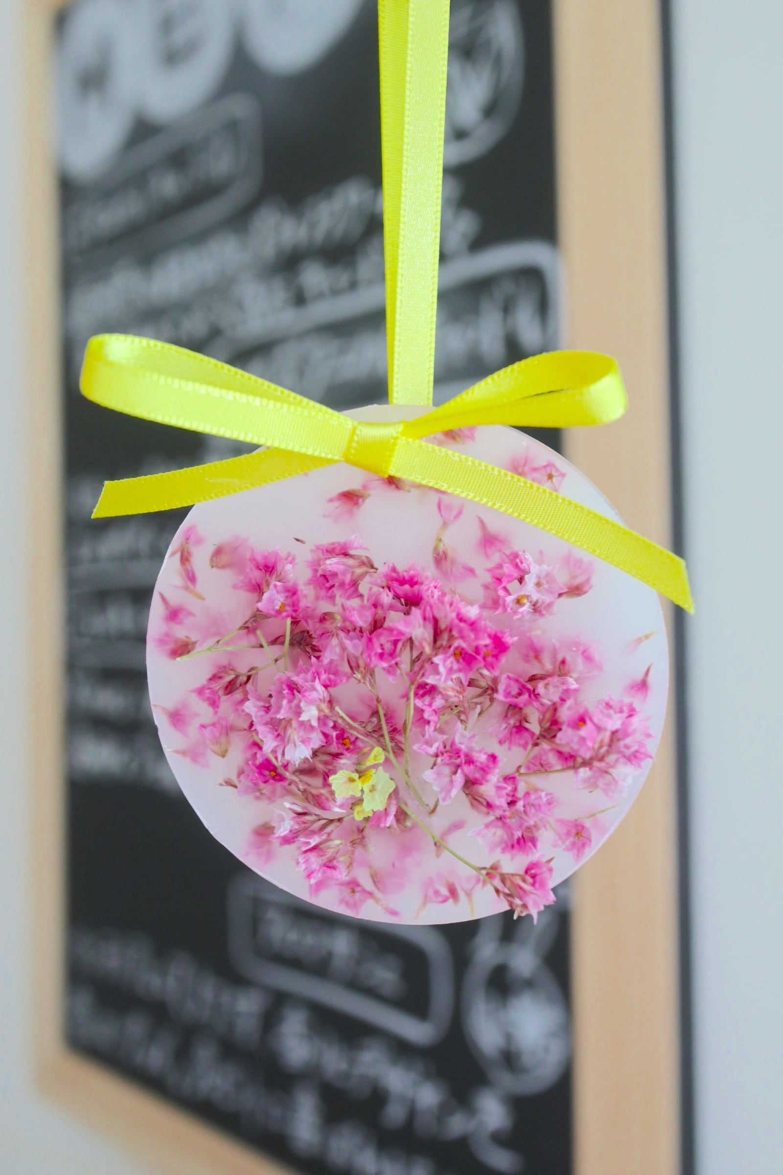 母の日プチギフトにオススメ♡桜のようなお花のアロマサシェ | staypure