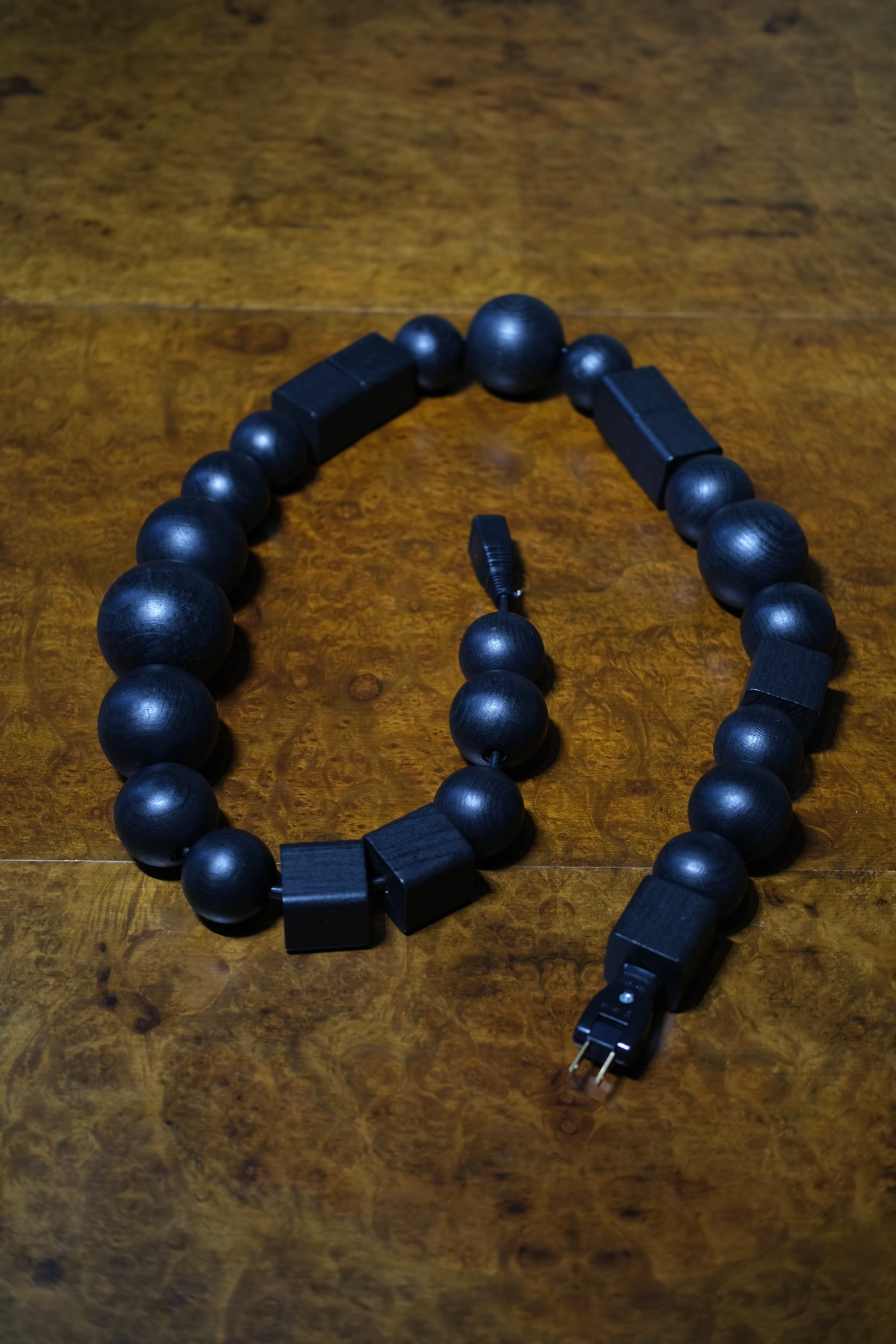 置物 BLESS CABLE JEWELRY Black&Black black-wooden-cable-jewelry-