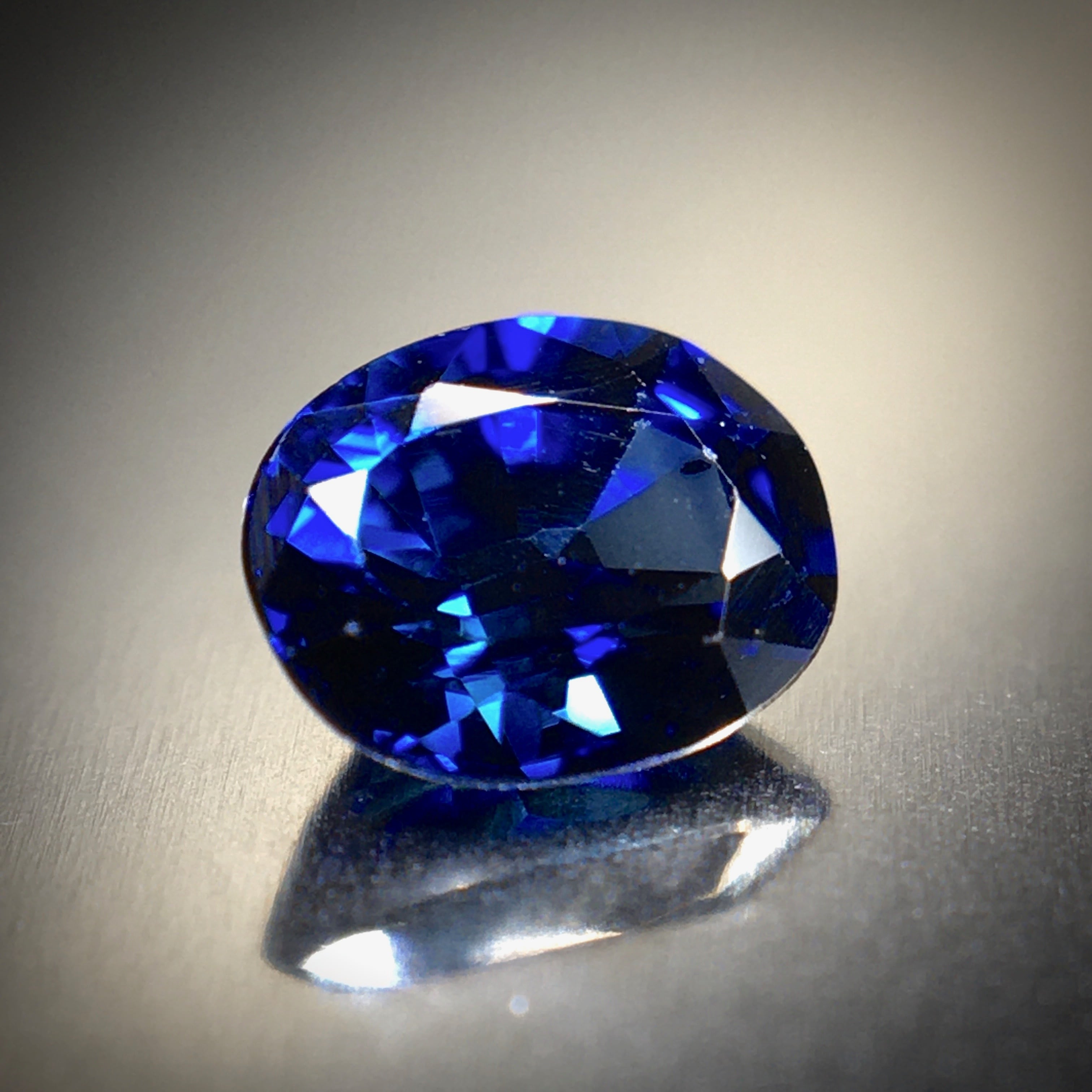 青色の妖艶な輝き 0.34ct UP 天然ブルーサファイア