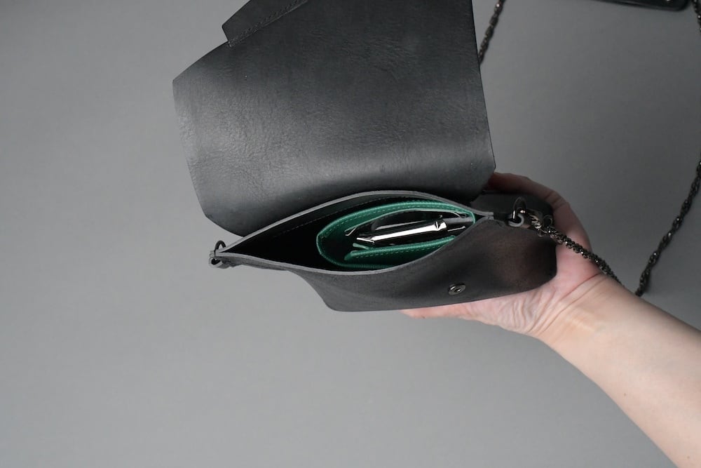 チェーン ボルセッタ □リバース ネロ（ブラック）□ | MAISON MANKITI