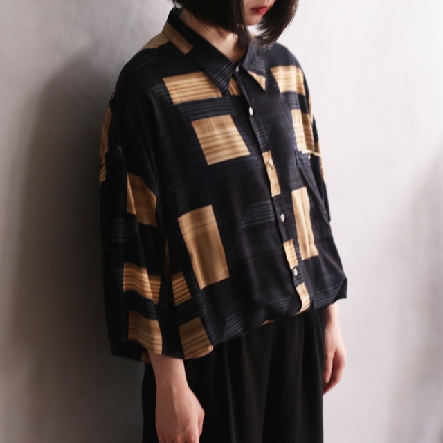 black base panel art design h/s rayon big shirt