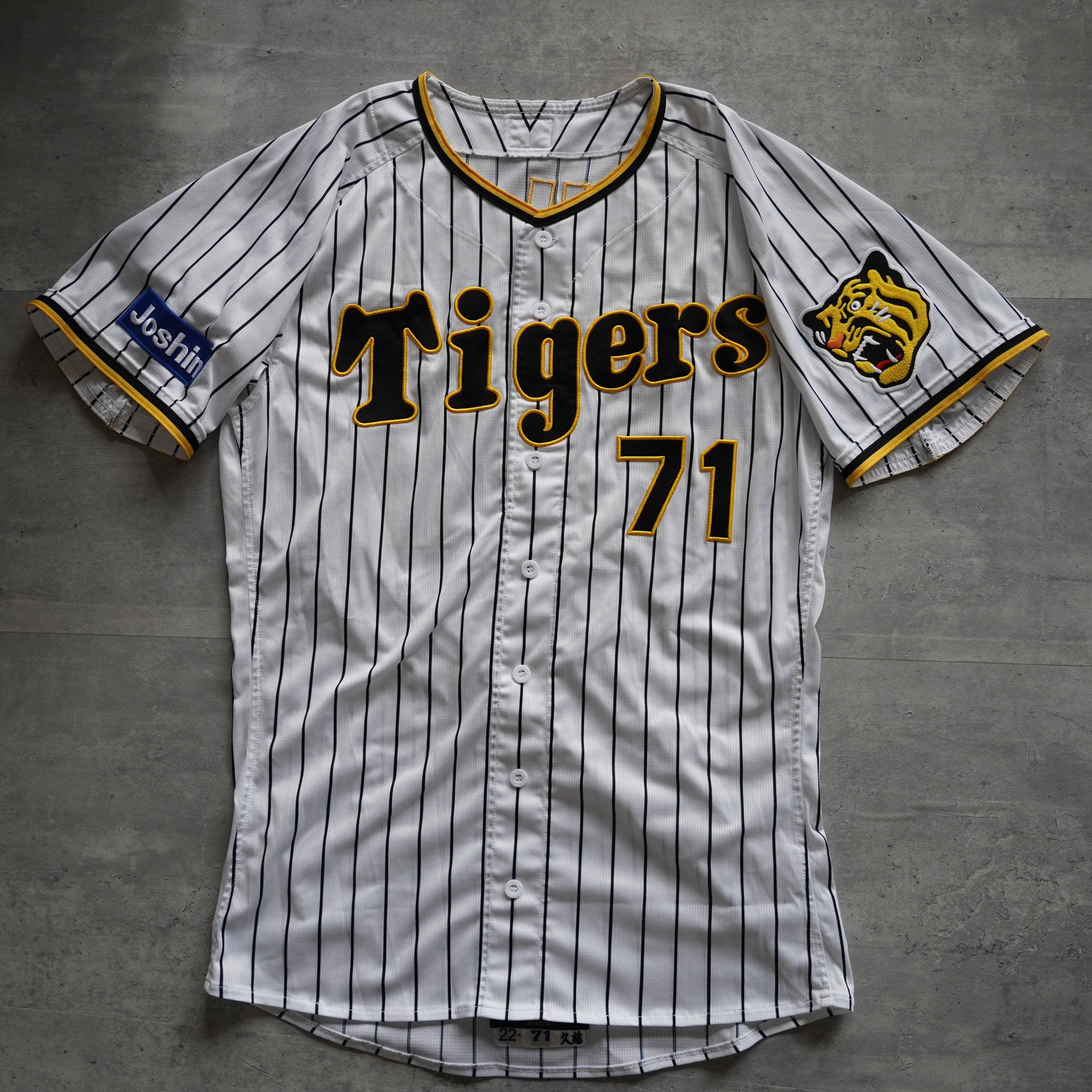 大阪近鉄バファローズ　的山　実使用　ユニフォーム　ホーム 大阪近鉄バファローズ 的山 実使用 ユニフォーム ホーム NPB | The