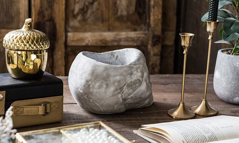 スカル型の植木鉢オブジェ | Russel 海外インテリアセレクトショップ