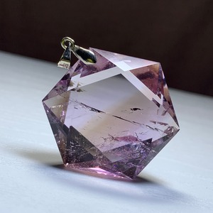 10.六芒星☆虹 アメトリン ペンダントトップ