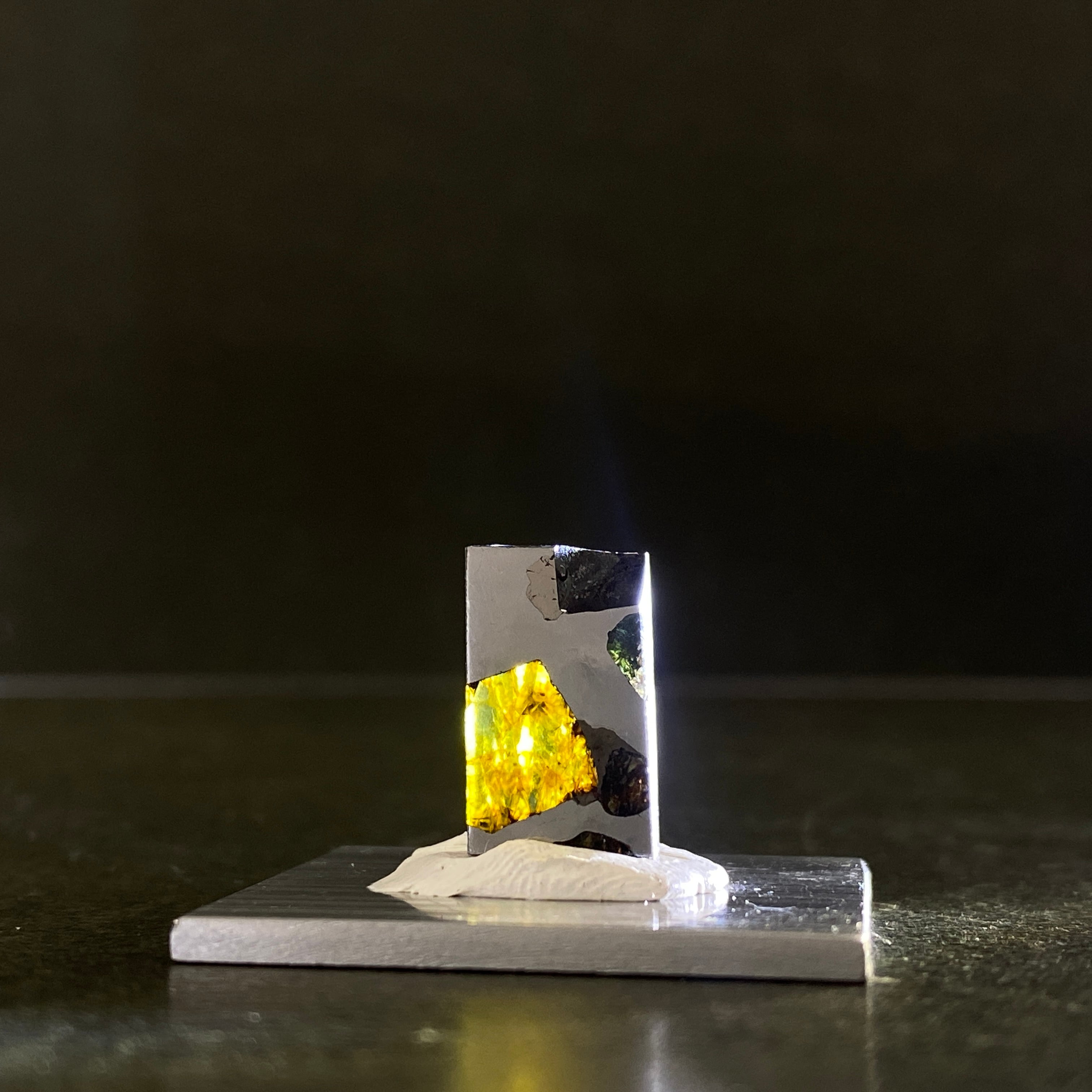 オリーブ色☆エスケル隕石 ESQUEL パラサイト隕石 メテオライト