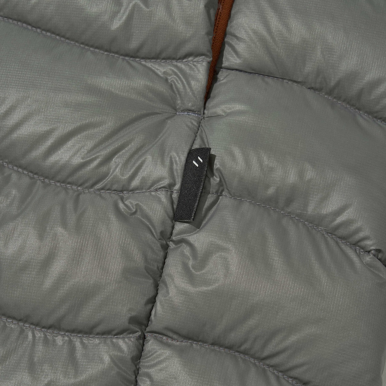 THERMOTRAIL LIGHTWEIGHT PERTEX DOWN JACKET_GRAY
