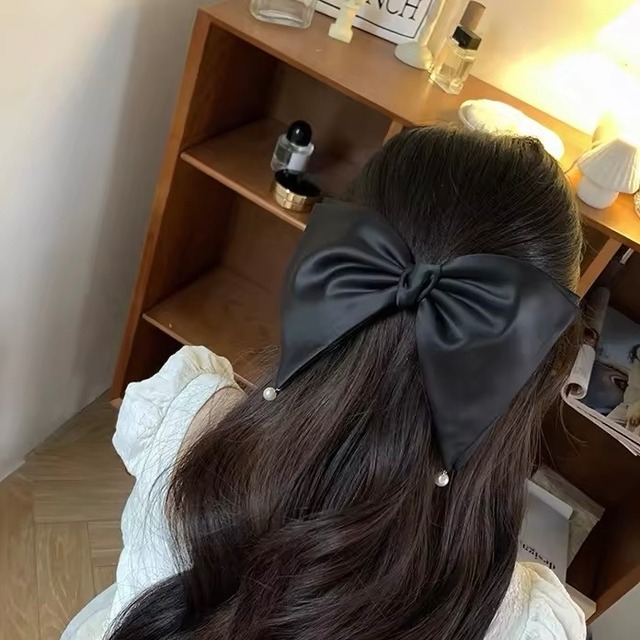 パール付きリボンバレッタ