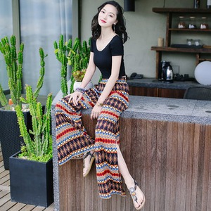 ワイドパンツ ボトムス パンツ ワイドパンツ ロング ロング丈 ワイド ハイウエスト ポリエステル かわいい 大人可愛い きれいめ シンプル カジュアル 大人 上品 おしゃれ お洒落 大人可愛い 大人女子 こなれ感 個性的 クール モダン 主役級 存在感 柄 春 夏 秋 10代 20代 30代 レディース 学生 通学 デート お出かけ 女子会 着回し 普段使い スタイル 楽ちん サイズ S M L XL