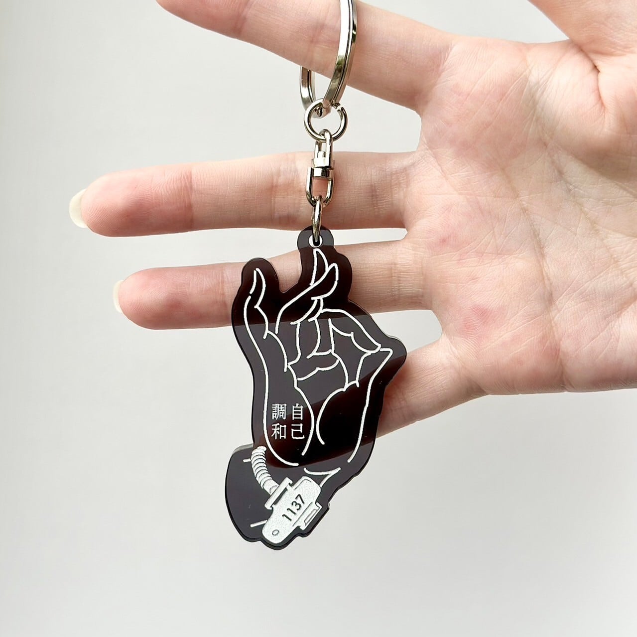 瞑想のムドラーキーホルダー | 品川サウナ｜公式オンラインストア