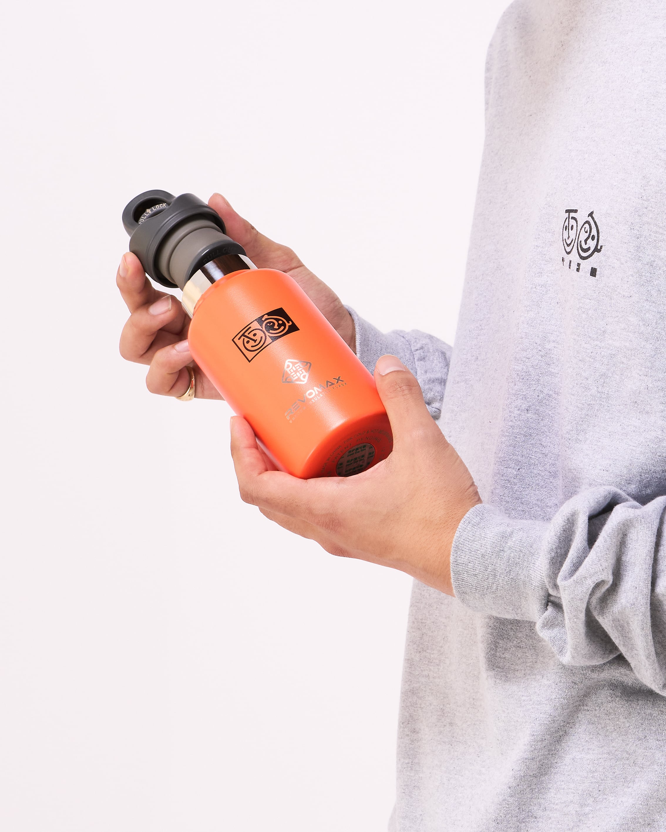 TOJO x REVOMAX 12oz Bottle | 物流百貨店