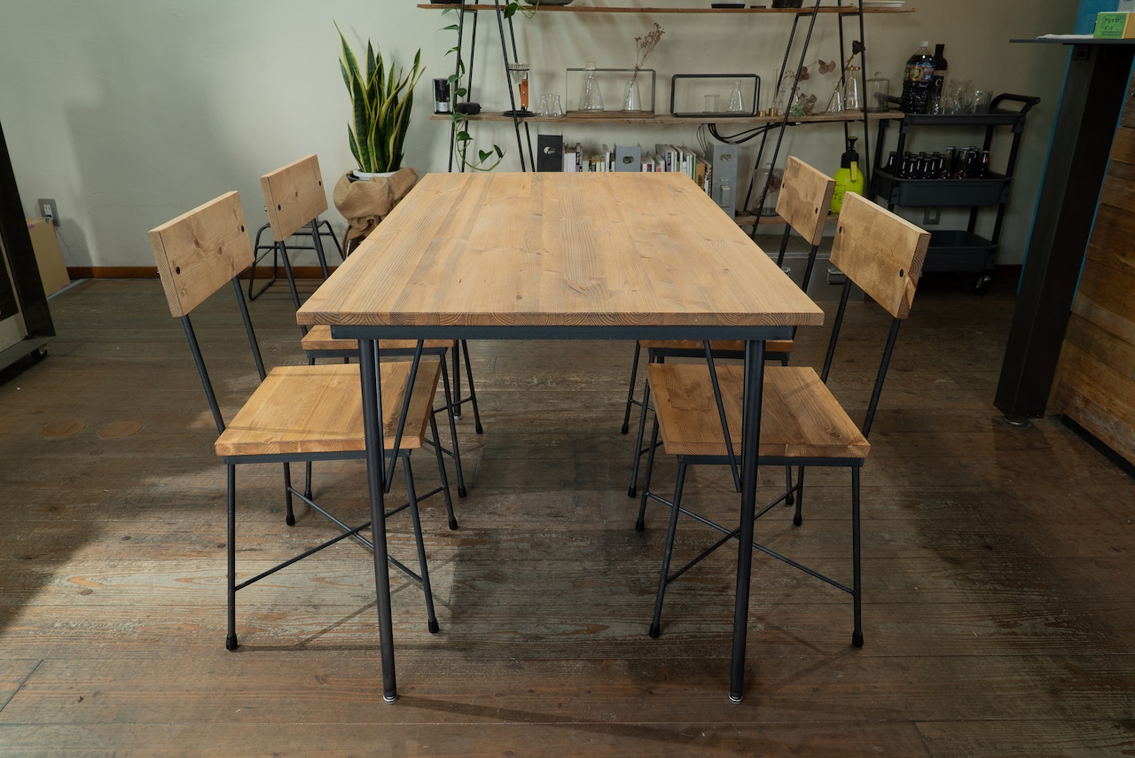 【PINE】SK TABLE 1200/ ダイニングテーブル/パイン材/W1200mm/送料無料(北海道・沖縄・離島除く)