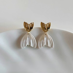 Petal Shell Earrings　a0210