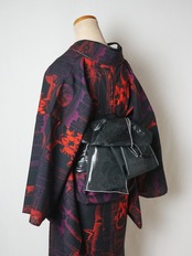 【受注商品】RumiRockセオαゆかた「ドラコニアサロン」 レッド　[A598]