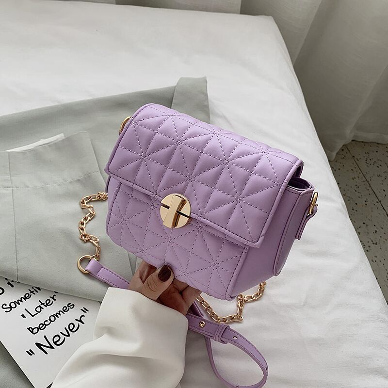 クロスボディバッグレディースバッグ2020人気ニュータイドネットレッドファッションダイヤモンドチェーンクロスボディバッグワイルドスモールスクエアバッグ Tiancai_Wing_Bag4209532