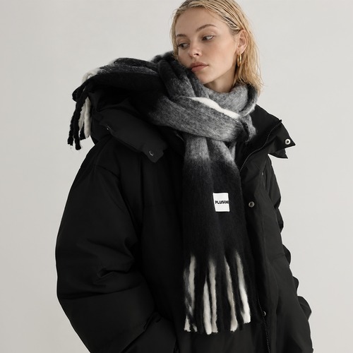Check fringe stole A00262