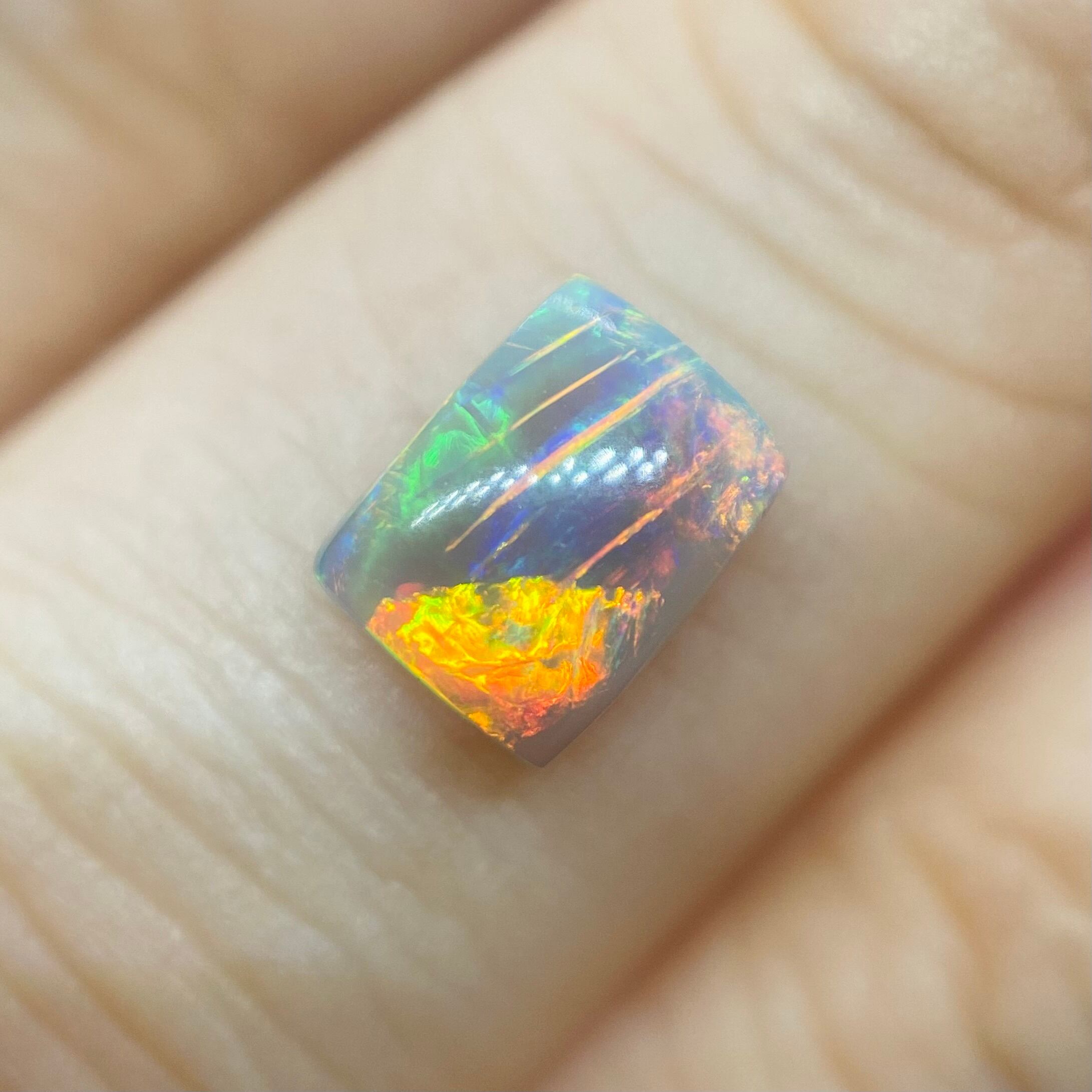 カメレオンアートな楽しいオパール