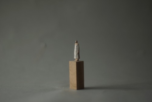 (076)wood figure-mini台付_045