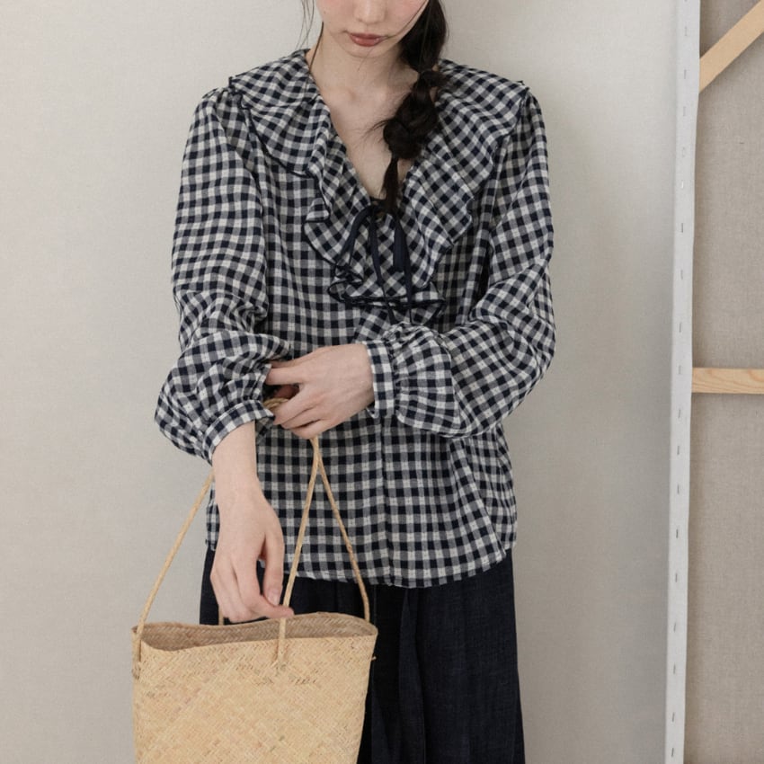 gingham check frill blouse　J00515