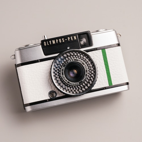 OLYMPUS PEN EE-3 ホワイト × グリーン