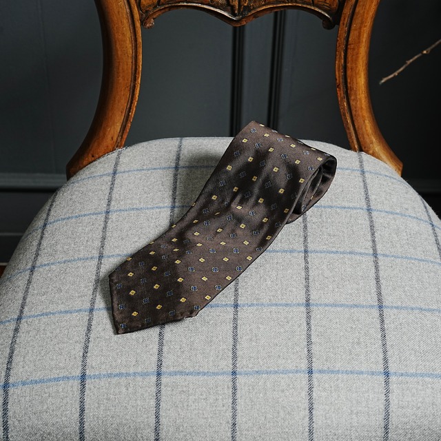 Vintage-Style Jacquard Silk Tie Brown