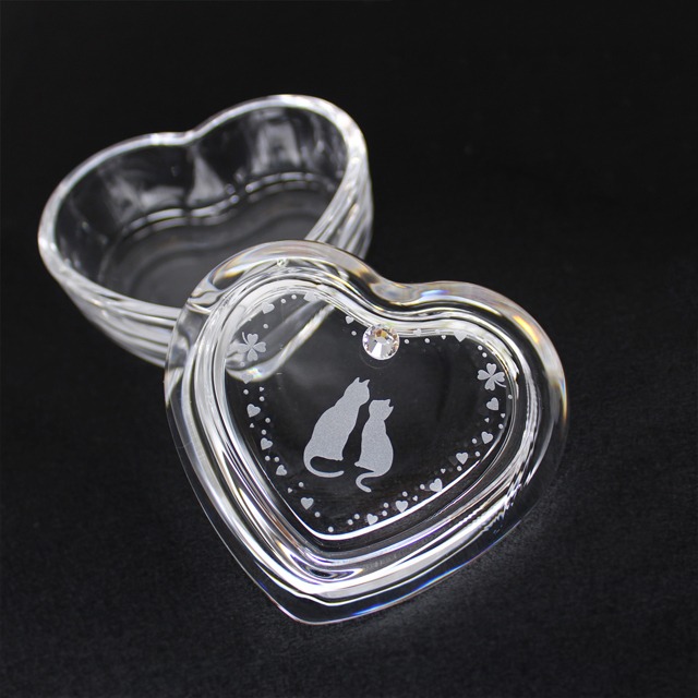 名入れ可 猫モチーフ【ハートのガラスケース】ジュエリーケース　2タイプ