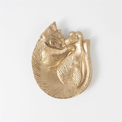 【artipur COTTAGE】アルミスリーピングキャット トレー