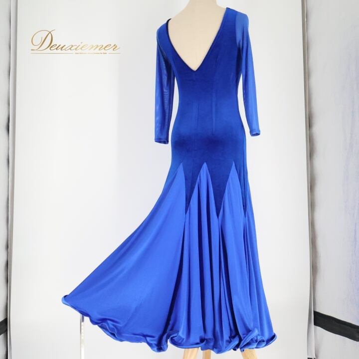 ジャンティ社製青色フレアドレス ジャンティ社製青色フレアドレス